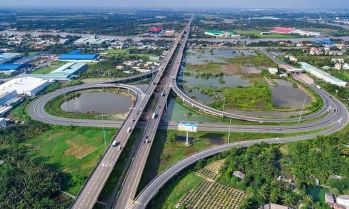 Tháo gỡ khó khăn, đẩy nhanh tiến độ loạt dự án trọng điểm quốc gia