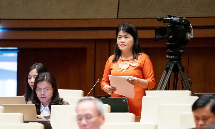 Đề nghị bổ sung cơ chế, chính sách với phụ nữ sinh con thứ 3 trở lên