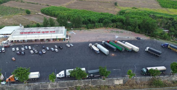 Nhiều trạm dừng nghỉ cao tốc Bắc - Nam tiếp tục chậm tiến độ