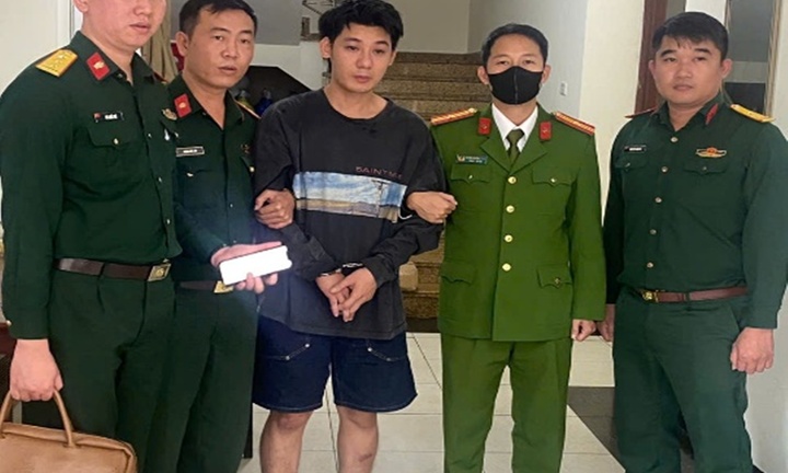 Bắt giữ đối tượng truy nã Phạm Đức Phương