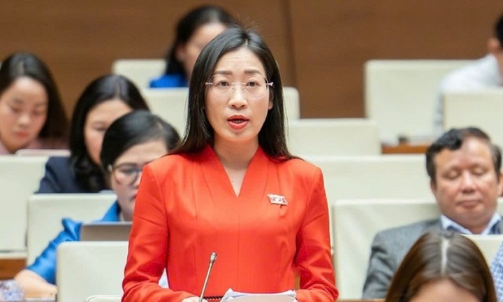 Người nổi tiếng livestream bán hàng: Quảng cáo thổi phồng, thao túng niềm tin người mua