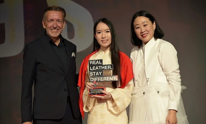 Nữ thủ khoa xinh đẹp lọt top 5 cuộc thi thiết kế đồ da thế giới