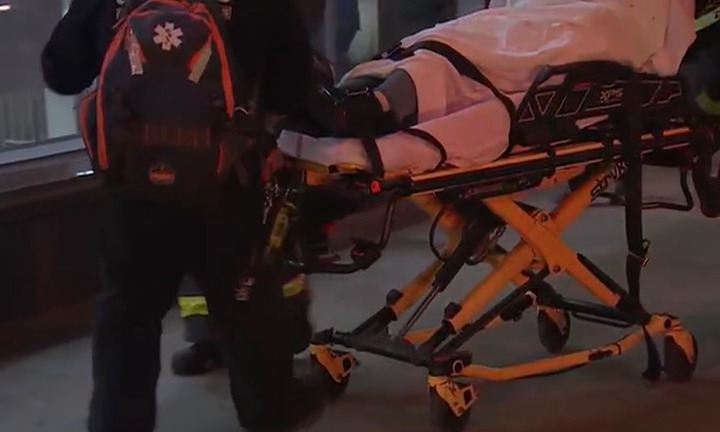 Tranh cãi trên tàu điện ngầm, người phụ nữ bị tấn công đến nguy kịch