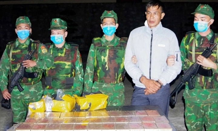 Bắt Lê Tuấn Hiên - đối tượng vận chuyển 32 bánh heroin ở Thanh Hóa