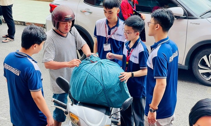 Ấm lòng trước bão lũ: Hàng loạt trường đại học kích hoạt phương án hỗ trợ khẩn cấp cho sinh viên và đồng bào