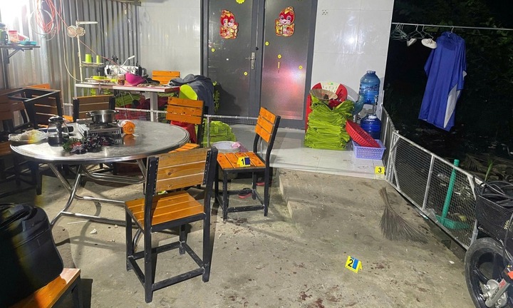 Khởi tố nữ cán bộ rạch mặt