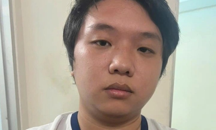 Tạm giữ Nguyễn Tấn Đạt