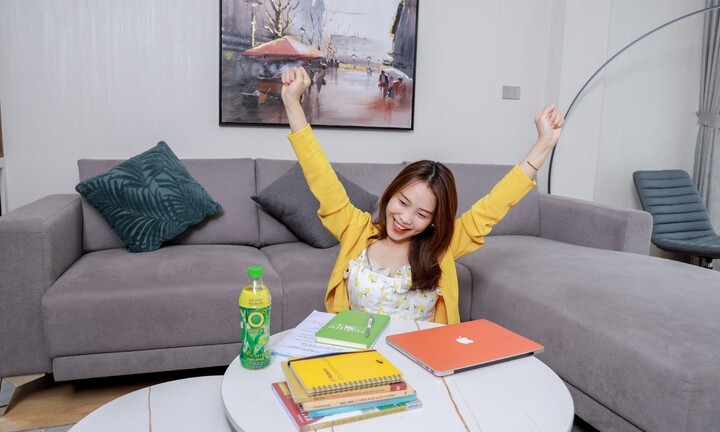 Một chút thư giãn, một chai trà giải nhiệt: Cách Gen Z “reset tinh thần” ngày cuối năm