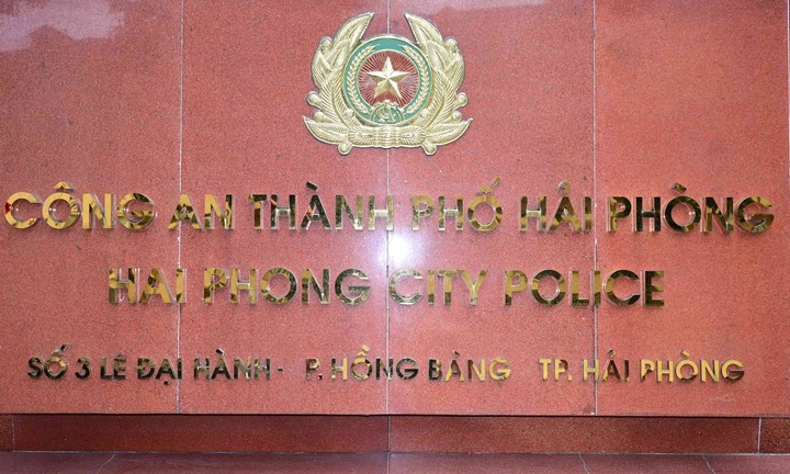 Khởi tố
