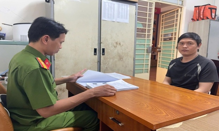 Trộm xe máy, Phạm Quốc Dũng sống lang thang trong công viên suốt 3 tuần