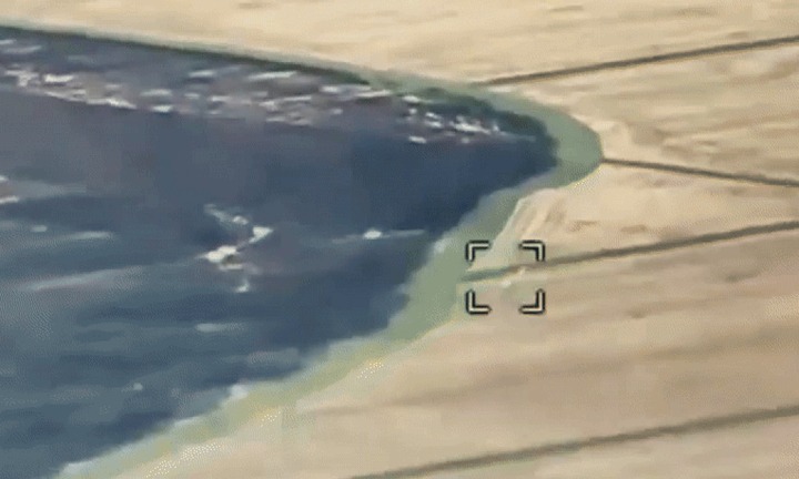 Cận cảnh FPV Ukraine đuổi bắt UAV Lancet của Nga trên không