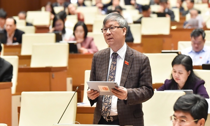 ĐBQH đề nghị miễn viện phí sớm cho người đang điều trị ung thư