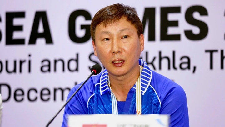 HLV Kim Sang-sik: Toàn đội sẽ tập trung tối đa để hướng đến mục tiêu vượt qua vòng bảng