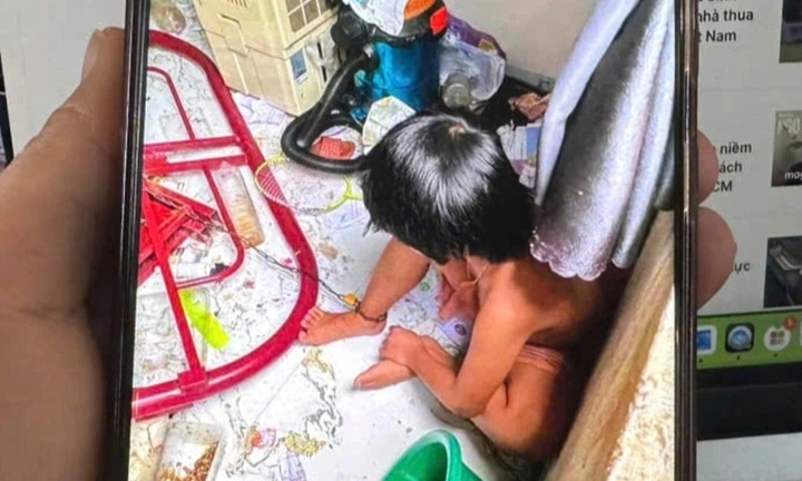 Vụ cha xích, nhốt con trong căn phòng bẩn thỉu: Giám định thương tật 2 bé gái