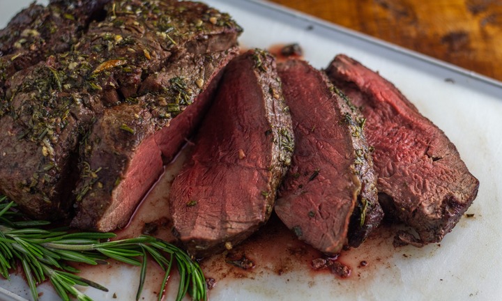 Người bệnh thận có nên ăn thịt bò không?