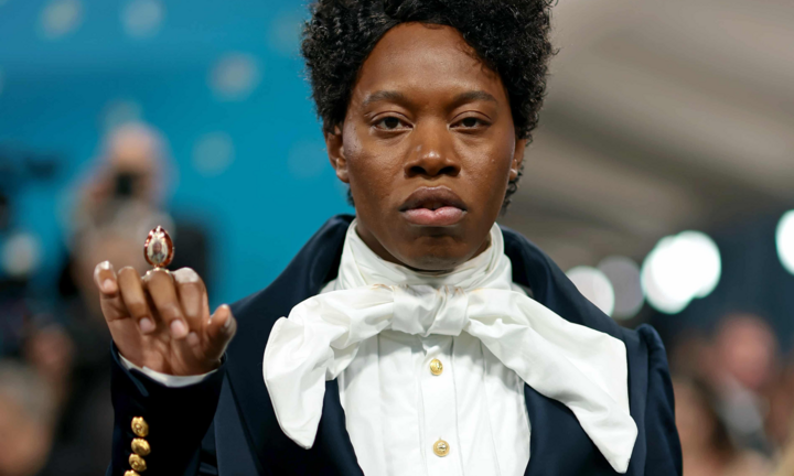 Nam diễn viên nổi tiếng bị bắt khẩn cấp tại sân bay vì liên quan tới ma túy