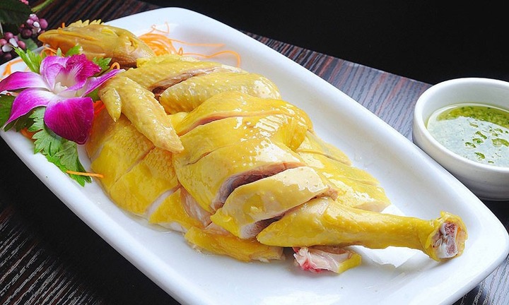 Những món quen thuộc này tuyệt đối không được ăn chung với thịt gà