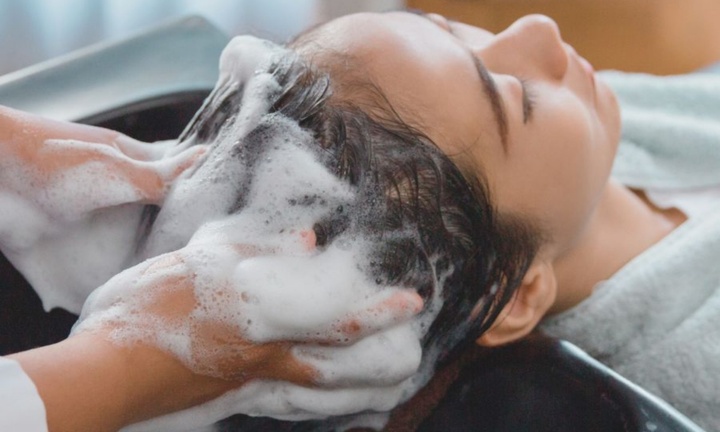 Tiêu hủy nhiều loại mỹ phẩm không có hồ sơ thông tin sản phẩm