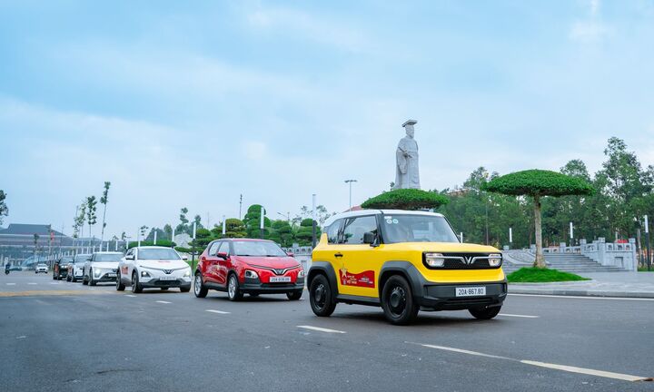 Chủ xe hết lời khen VinFast VF 3 sau chuyến xuyên Việt gần 8.000 km