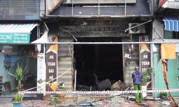 Hiện trường vụ cháy dữ dội kèm tiếng nổ trong ngôi nhà 3 tầng ở Quy Nhơn