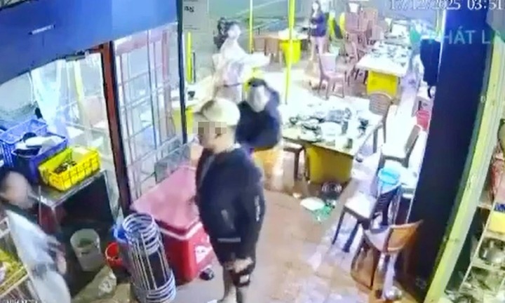 Hỗn chiến tại quán nhậu khiến thanh niên 18 tuổi tử vong, 2 người bị thương: Hé lộ nguyên nhân ban đầu