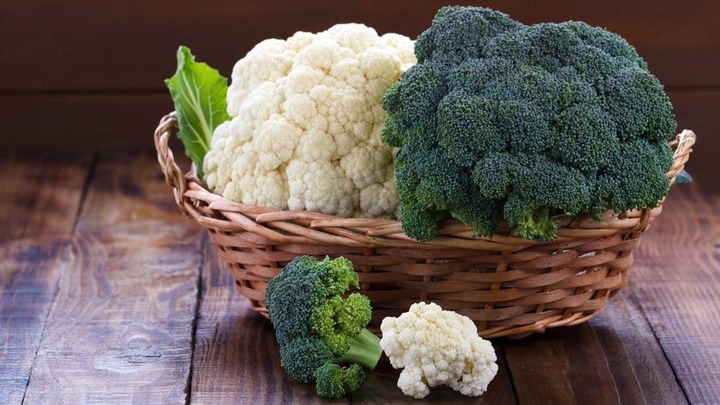 Súp lơ xanh và súp lơ trắng, cái nào tốt hơn?