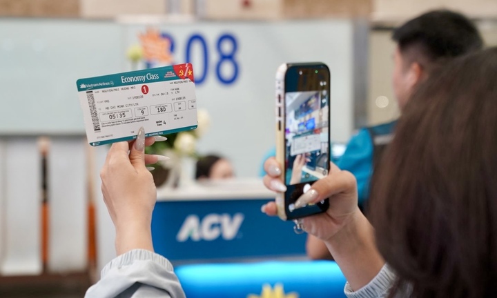 Vietnam Airlines thực hiện chuyến bay chở khách đầu tiên tại Sân bay Long Thành