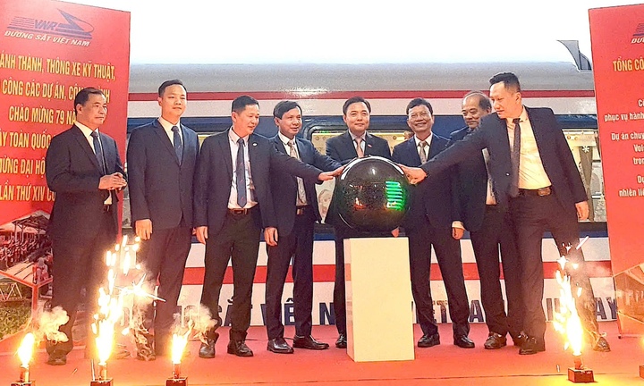 Đường sắt hoàn thành nâng cấp 162 toa xe khách