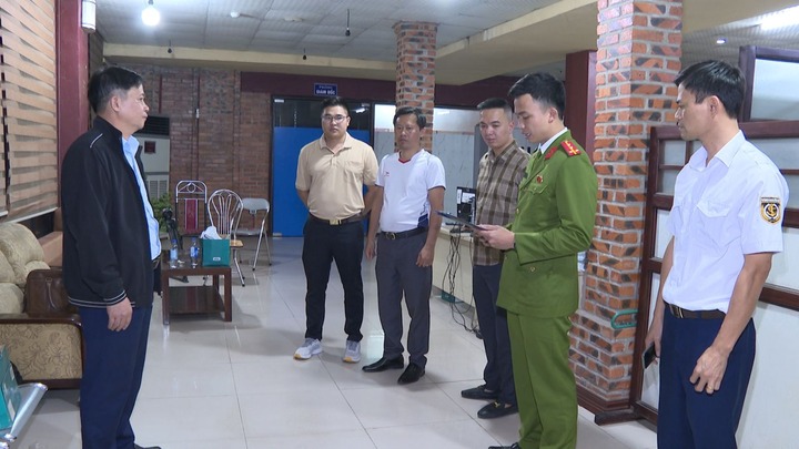 Khởi tố 7 cán bộ Cảng vụ Hàng hải Thanh Hóa vì nhận hối lộ