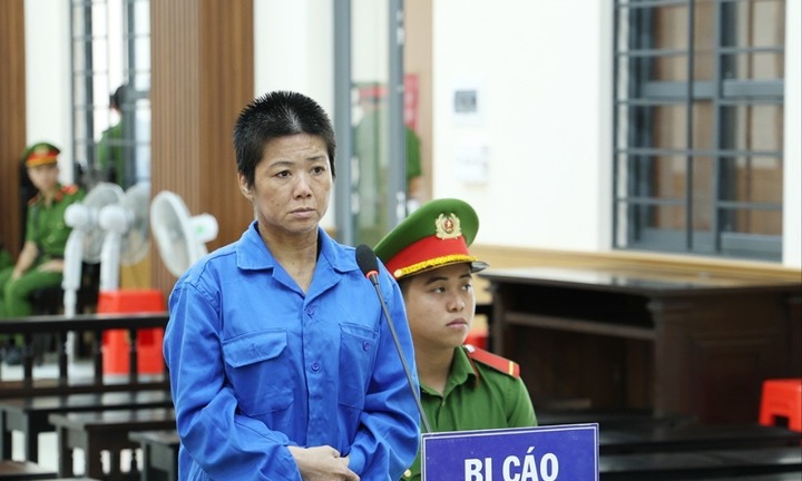 Tạt cồn đốt hàng xóm, Nguyễn Thị Mỹ Hạnh lĩnh 9 năm tù