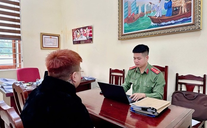 Vụ vợ chồng Nguyễn Thị Quế Phương vận hành đường dây đánh bạc trực tuyến: 6 đối tượng vừa bị khởi tố là ai?