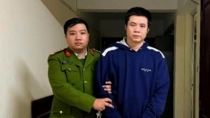 Bắt Nguyễn Hoàng Giang - cựu nhân viên ngân hàng trốn truy nã nhiều năm