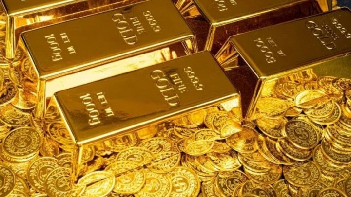 Giá vàng hôm nay (24/12): Giá vàng thế giới lên hơn 4.500 USD/ounce