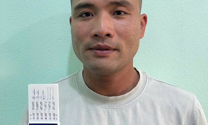 Đối tượng Đoàn Hát Vang ra đầu thú