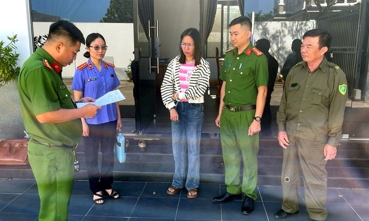 Khởi tố Nguyễn Thị Kim Anh- nữ nhân viên