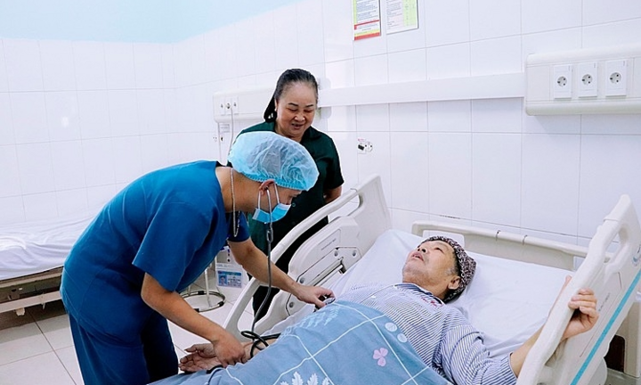 Tin tức đời sống 4/1: Sốc nhiễm khuẩn, thủng tạng sau khi tự tiêm thuốc giảm đau