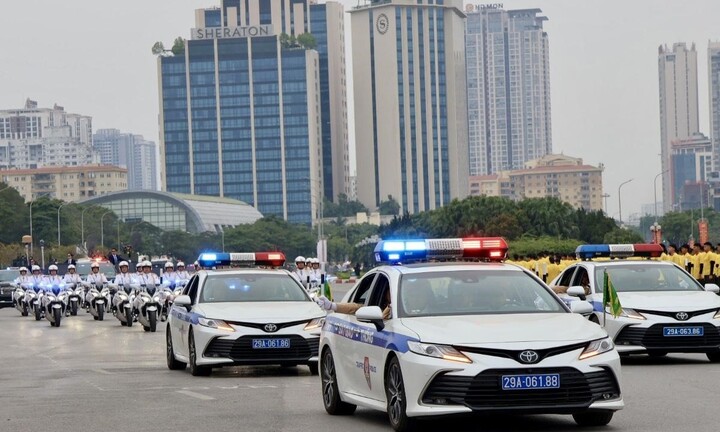 Hà Nội: Diễn tập phương án bảo vệ Đại hội XIV, CSGT đảm bảo trật tự giao thông
