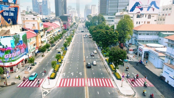 TPHCM cấm làn ô tô trên tuyến đường Lê Lợi trong 1 tuần