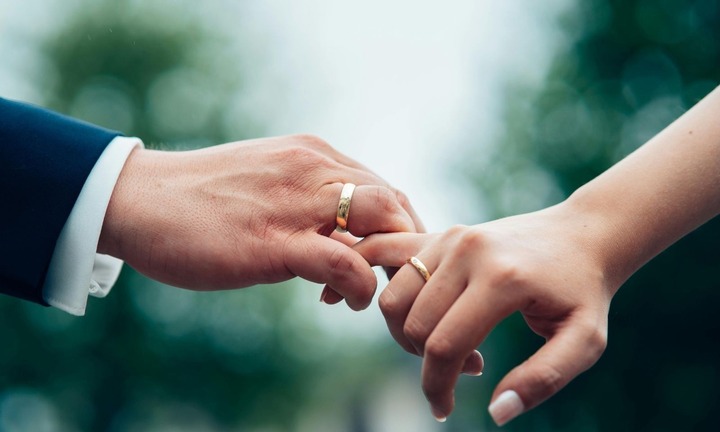 Dùng AI soạn lời thề, một cặp đôi ở Hà Lan không được công nhận hôn lễ