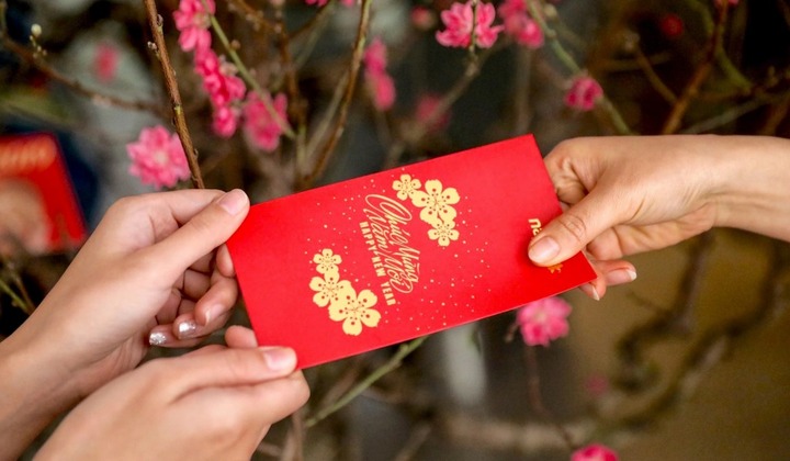 Bộ Nội vụ yêu cầu hoàn thành chi trả quà Tết 2026 cho người có công trước 31/1