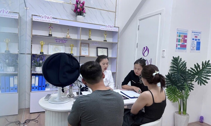 Phòng Khám Da Liễu ViWi Clinic - Nơi điều trị sẹo rỗ đặt chữ tâm lên hàng đầu