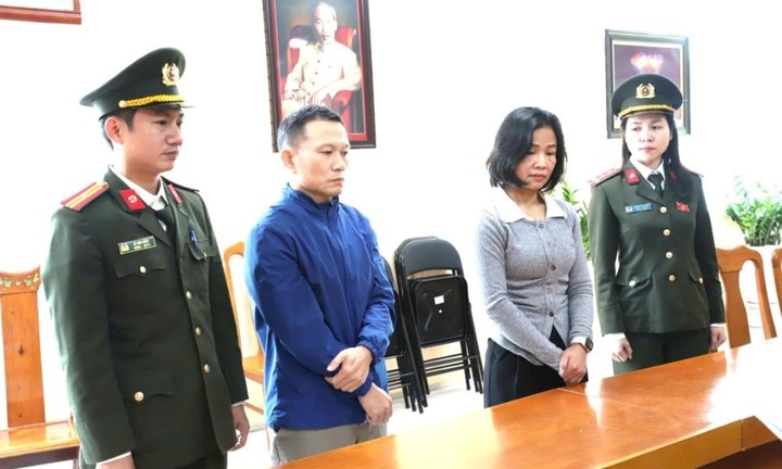 Bắt Phan Thị Thu Hường- Giám đốc Trung tâm Huấn luyện và Thi đấu TDTT Hà Tĩnh