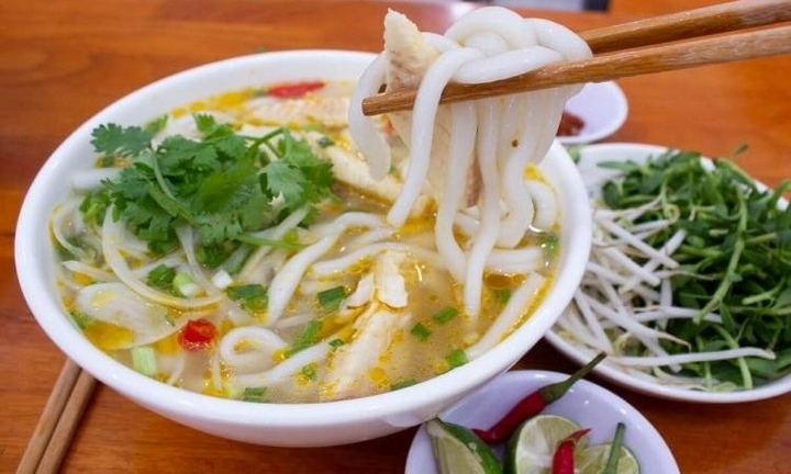 Cách nấu bánh canh bột gạo thơm ngon