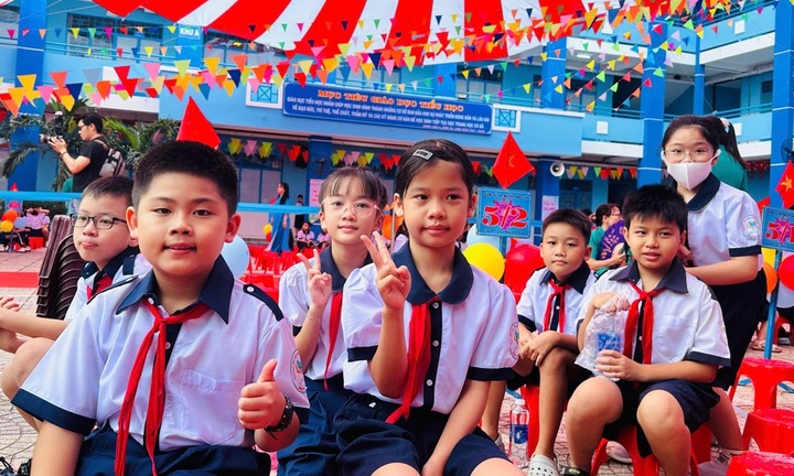 Tuyển sinh lớp 1, lớp 6 ở TP.HCM: Chi tiết 5 bước đăng ký phụ huynh cần biết