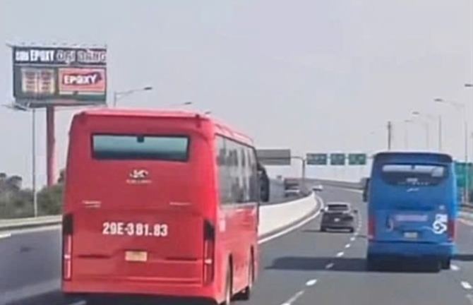 Đi sai làn trên cao tốc Hà Nội - Hải Phòng, tài xế xe khách bị phạt 5 triệu đồng