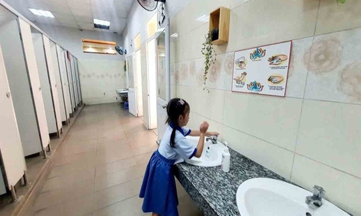 TP.HCM yêu cầu dọn dẹp nhà vệ sinh trường học tối thiểu 4 lần/ngày