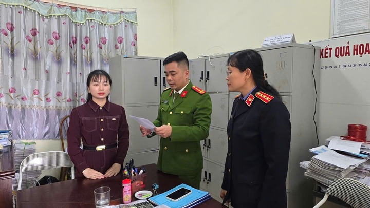 Hưng Yên: Khởi tố 5 đối tượng về tội Giả mạo trong công tác