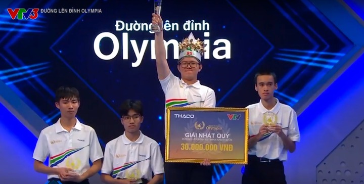 Lội ngược dòng nghẹt thở, nam sinh Khánh Hòa giành vé đầu tiên vào chung kết Olympia