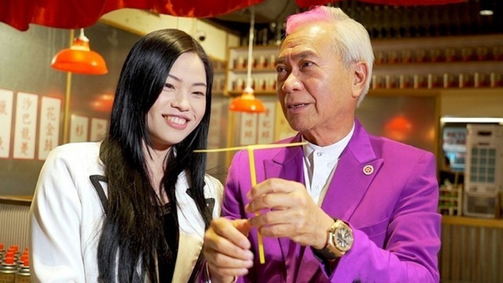 Nam diễn viên nổi tiếng showbiz tiết lộ việc tặng vợ cũ 8 bất động sản