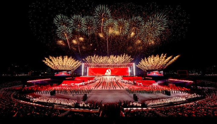 Từ “đảo pháo hoa” 365 ngày, “thành phố pháo hoa” không ngủ đến đại nhạc hội pháo hoa tại Hà Nội và dấu ấn Sun Group